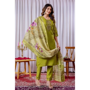 Ensemble élégant pour femmes, Kurti droit, pantalon et dupatta - Product Image 6