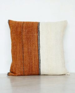 Housse de coussin personnalisée de style bohème de luxe pour le salon, décoration de la maison, personnalisation avec un design écologique, OEM en gros ITHL - Product Image 1