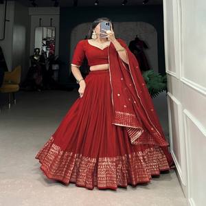VASTRA COTTAGE Conjunto de Lehenga Choli de Chanderi Puro para Mujer con Dupatta, Borde con Tejido Zari y Lentejuelas, Ropa Étnica Festiva para Bodas - Product Image 3