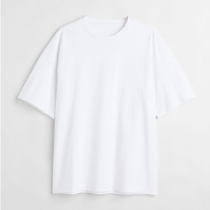 Polo de hombre color azul marino con media cremallera y conjunto de pantalón corto a juego. - Product Image 6