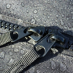 Sac de sport pour équipe de course avec bandoulière réglable – Sac à dos personnalisé pour équipement de course automobile pour professionnels du sport automobile - Product Image 6
