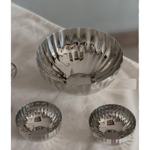 Offre Spéciale – Ensemble de Bols à Pieds en Acier Argenté Faits Main et Plateaux Volantés – Centre de Table de Mariage de Luxe – Bol Décoratif pour Chocolats – Décoration Maison - Product Image 3