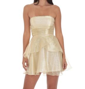 เดรสสั้นทรงบานแต่งระบายแบบกลีบดอกไม้ |   ชุดเดรสปาร์ตี้แบบมีระบายพู่ระยิบระยับ สายเดี่ยวผูกหลัง |   สีทองเมทัลลิกสุดหรูสำหรับฤดูร้อน - Product Image 3