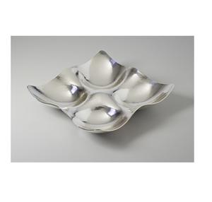 Tazón de chocolate de metal de grado alimenticio para un almacenamiento y servicio seguros del chocolate, con material no tóxico y fácil mantenimiento. - Product Image 1