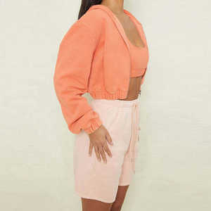 Sudadera con capucha corta y cremallera completa para mujer, con logotipo personalizado, de felpa francesa, estilo urbano. - Product Image 4