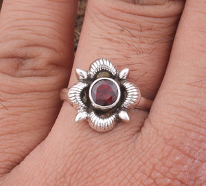 Anillo Solitario de Ónice Negro con Engaste de Plata de Ley 925 al por Mayor, Joyería Fina de Estilo Clásico, Regalo para Mujer - Product Image 1