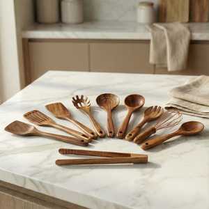 ชุดช้อนไม้ดีไซน์สวย พร้อมลวดลายและผิวสัมผัสแบบธรรมชาติ - Product Image 1