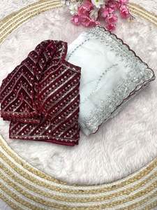 Blusa de Satén Elegante Estilo Boutique India con Diseño Étnico para Fiestas y Bodas, Tela Suave, Última Moda en Ropa Femenina - Product Image 2