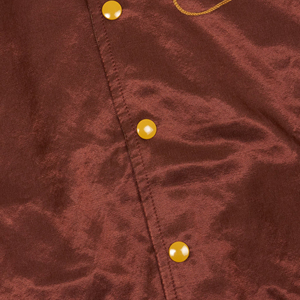 Nueva llegada: Chaqueta de satén roja personalizada para hombre, estilo casual para exteriores. Chaquetas universitarias de satén de seda de alta calidad para hombre. - Product Image 6