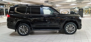 Toyota Land Cruiser LC300 Edición 70 Aniversario TZ Versión EU – SUV 4x4 de Lujo, Listo para Exportación - Product Image 5