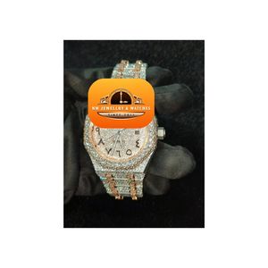 นาฬิกาข้อมือ NM JEWELLRY WATCHES หรูหรา ประดับเพชร สำหรับผู้ชาย ระบบควอตซ์ ขนาด 42 มม. ตัวเรือนสแตนเลส หน้าปัดอะนาล็อก กระจกคริสตัล ดีไซน์หรูหรา วินเทจ เรียบง่าย - Product Image 5