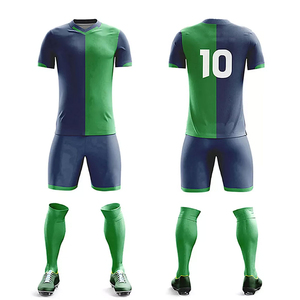 Uniformes de fútbol a precios accesibles, conjuntos de entrenamiento, camisetas de fútbol personalizadas con pantalones cortos para escuelas y clubes deportivos. - Product Image 2