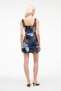 Hermoso Mini Vestido con Bordado de Perlas y Cuentas, Diseño Floral Suave, Técnicas de Tejido, Mejor Precio - Product Image 2