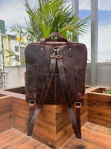 Nouveau élégant mode chaude véritable sacs à dos en cuir de fourrure de vachette usiné à la main élégant sculpture sacs à dos en cuir sacs à dos de Style occidental - Product Image 5