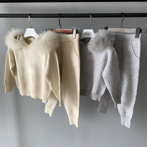 <b>Women</b> Pink Hooded Knit <b>Sweatsuit</b> Set With Fur Collar Casual Winter Outfit Loose Fit Full Sleeve Solid Color Pants Side Pockets - Product Image 5