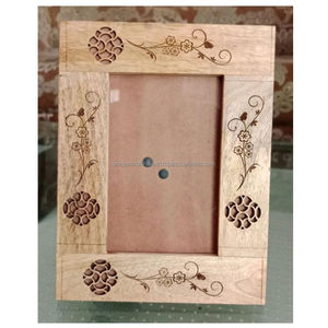 Handmade Wooden <b>Photo</b> <b>Frame</b> with <b>Red</b> White Resin Inlays Classic Checker Pattern Decorative Home Decor - Product Image 2