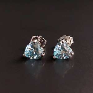 Boucles d'oreilles Cœur en Aigue-marine en Argent Sterling, Pierre de Naissance de Mars, Cadeau pour Anniversaire, Noël, Mariage, Saint-Valentin - Product Image 1