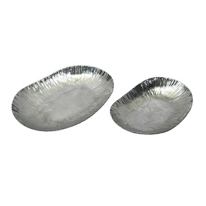 Plateau de service en acier Article en gros de qualité supérieure Nouveau design pour les restaurants et le plateau de service Décoration de la maison Dîner et collations - Product Image 1