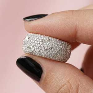 Bague large en argent sterling 925 original avec moissanite taillée multi-formes, sertie sur toute la surface, idéale pour les promesses, mariages, fêtes, cadeau pour partenaires - Product Image 5