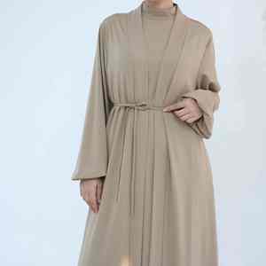 Abaya Musulmana Moderna con Botones Delanteros de Primera Calidad para Mujer, Estilo Dubái, Vestido Largo Informal Islámico Modesto - Product Image 4