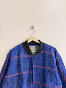 Veste d'hiver faite à la main, veste bomber matelassée Kantha, veste unisexe à fermeture éclair - Product Image 4