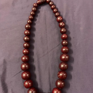 Collier en résine fait main de haute qualité, léger et coloré, avec pendentif floral ange et fleurs séchées en provenance d'Inde - Product Image 1