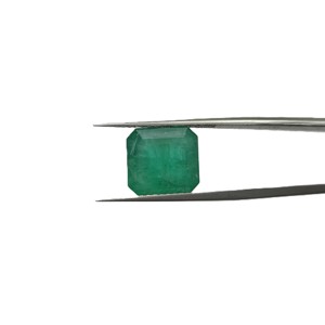 Émeraude octogonale verte de 8,10 carats provenant de Zambie, pierre précieuse non montée - Product Image 2