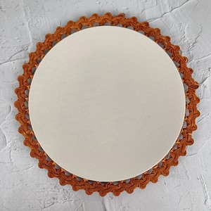 Assiette de service en rotin artisanale, idéale pour servir des plats dans les restaurants, cafés et hôtels, améliore la présentation de la table, en provenance d'Inde. - Product Image 2