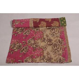 Couverture Kantha indienne vintage en coton fleuri, faite à la main, réversible, style bohème, pour lit ou décoration - Product Image 4