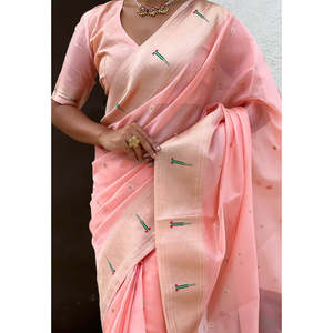 Vestidos de Noche Elite Weaves, Color Rosa Bebé, Organza Paithani, Saree Tejido con Zari, 450g - Product Image 4