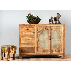 Aparador de ratán de 2 puertas tallado a mano en madera con 3 cajones - Product Image 3