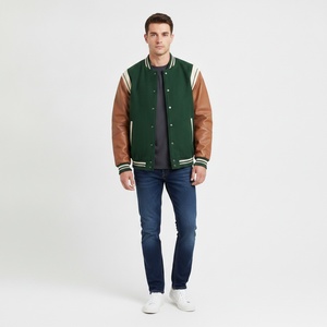Veste universitaire pour homme en similicuir PU avec patch ours vert et lettres sur les manches, style preppy, col rabattu. - Product Image 1