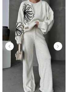 Ensemble de survêtement décontracté pour femme, coupe ample, 2 en 1, imprimé floral, tricot léger, pull à col roulé et pantalon large, tenue d'automne - Product Image 5