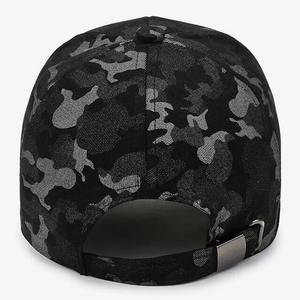 Gorra de 5 Paneles Personalizada al por Mayor, Estilo Australiano, Corona Estructurada, 2 Franjas Laterales, Parche de Cuero con Logotipo, Malla 100% Poliéster - Product Image 2