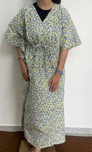 Vestido Kaftan de Algodón Premium Estampado para Mujer con Estampado Floral Moderno y Corte Holgado - Product Image 2