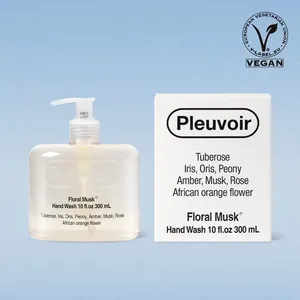 Disinfettante per le mani liquido di qualità Premium per l'igiene in movimento Pleuvoir 300mL - Product Image 1