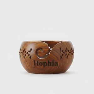 Cuenco de madera grabado a medida para hilo, soporte premium para lana, para almacenamiento de hilo de ganchillo y tejer, y proyectos de manualidades. - Product Image 1