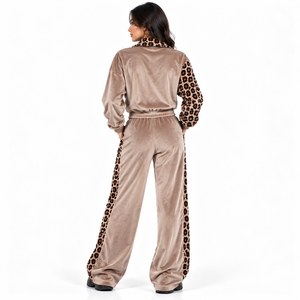 Ensemble de survêtement en velours personnalisé pour femme, imprimé léopard, veste zippée et pantalon large, 2 pièces, fournisseur OEM en gros - Product Image 2