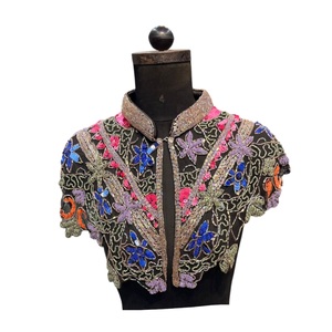 Cape à franges ornée de perles 2026 en tissu 100% coton aux meilleurs prix d'Inde - Product Image 1