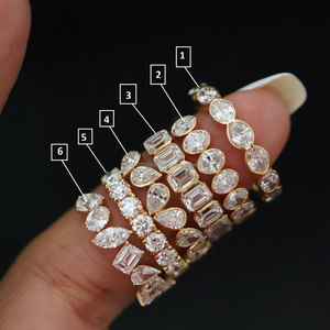 Anillo de Compromiso o Matrimonio de Moissanita con Corte Ovalado, Multi, Pera o Esmeralda, Chapado en Oro, Plata 925, Apilable, Estilo Eternidad - Product Image 2