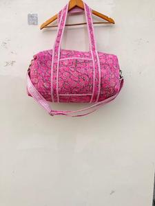 Pink Block Print Duffle <b>Bag</b>, Quilted Cotton Weekender <b>Bag</b>, Floral Travel <b>Bag</b>, Handmade Boho <b>Overnight</b> Tote - Product Image 2