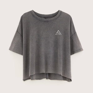 Crop top pour femme, design personnalisé, usage extérieur, couleur tendance, confortable à porter, nouveau style. - Product Image 1