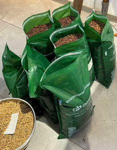 Buen Precio, Venta Caliente, Gran Calidad, Aroma Intenso y Amargo, Grado AA, 100% Robusta, GRANOS DE CAFÉ TOSTADOS, Bolsa con Cierre de 500gr, Venta al por Mayor - Product Image 6