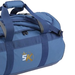 กระเป๋าออกกำลังกายแบบดัฟเฟิล 5 Sports Blue Oxford ขนาด 40-55 ลิตร ปิดด้วยซิป ทนทาน ใช้ได้ทั้งชายและหญิง กระเป๋าฟิตเนสลำลอง - Product Image 3