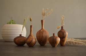 Vase à fleurs artisanal en teck et bambou, petit, style mid-century modern, pour décoration de mariage et de maison - Product Image 2