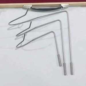 Retractor de hígado manual de acero flexible Ariston International Gold Finger para laparoscopia en venta - Product Image 3