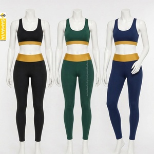 Conjunto de Yoga en Contraste Negro y Dorado, Top Corto Tipo Racerback, Leggings Largos de Cintura Alta, Transpirables, de Spandex y Poliéster, 2 Piezas - Product Image 5