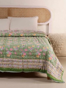 Juego de Ropa de Cama Tradicional con Estampado Floral, Verde, de Algodón, Hecho a Mano, para Todas las Temporadas - Product Image 1