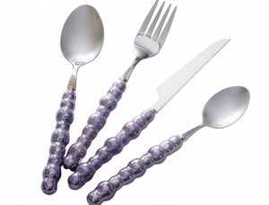 Ensemble de couverts élégants à poignée perlée violette, en acier inoxydable, compatibles lave-vaisselle, pour mariage et table. - Product Image 1