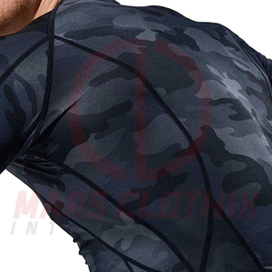Best Selling Product Quick Dry Comfortable <b>Men</b> Rash Guard High Performance <b>Compression</b> Wear <b>Men</b> Rash Guard - Product Image 6